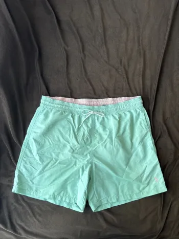 Short de bain vert d’eau