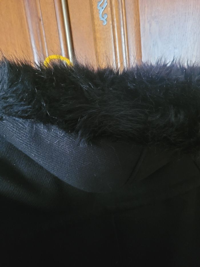 Vends mante chaud capuche très bon état - photo numéro 3