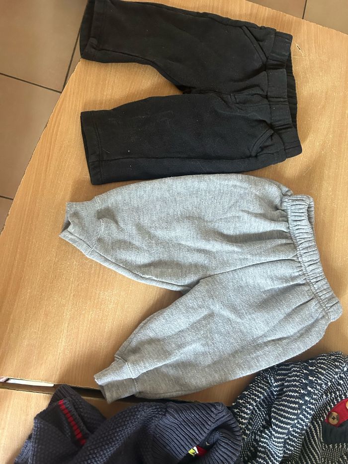 Gris lot cargo. de vêtements taille 6 moi  +79 vêtements - photo numéro 6