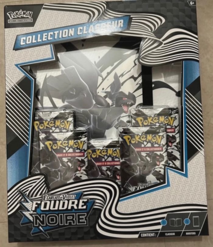 Nouveau Classeur Pokémon foudre noire Ev 10.5