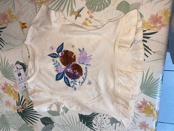 T-shirt neuf étiqueté