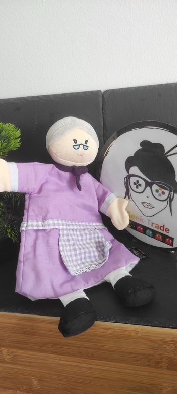 marionnette mon petit théâtre histoire d'ours grand mère doudou violet gris