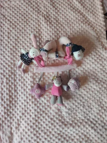 Peluche poussette