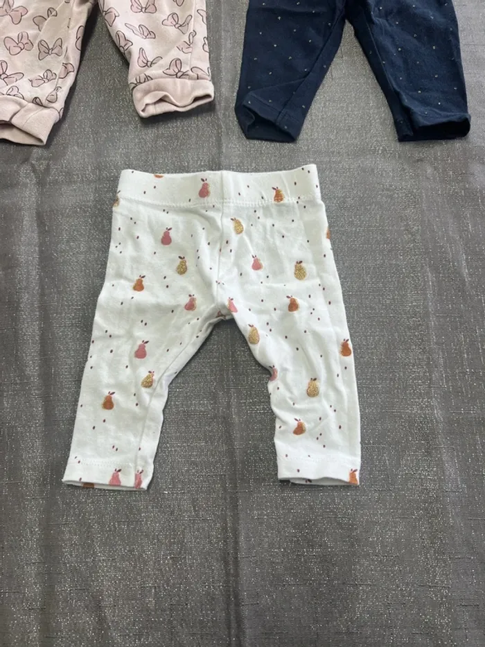 Lot 5 pantalons taille 3 mois - photo numéro 2