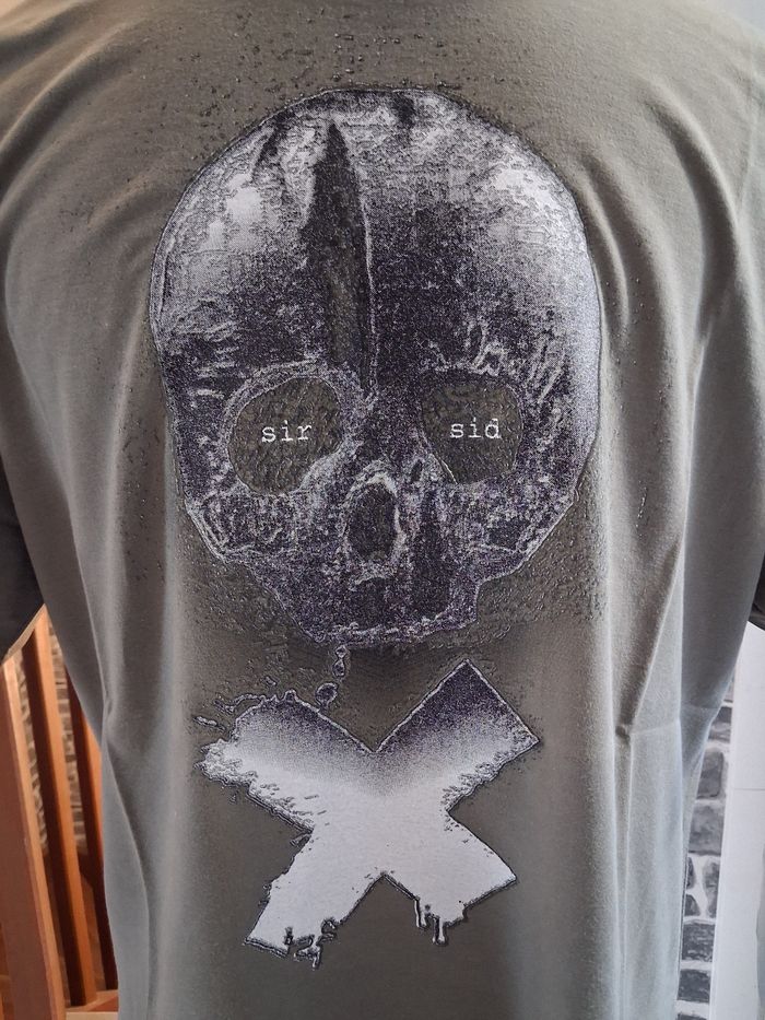 Tee-shirt imprimé tête de mort - photo numéro 2