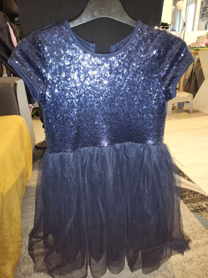 Robe de fête à paillette fille - photo numéro 9