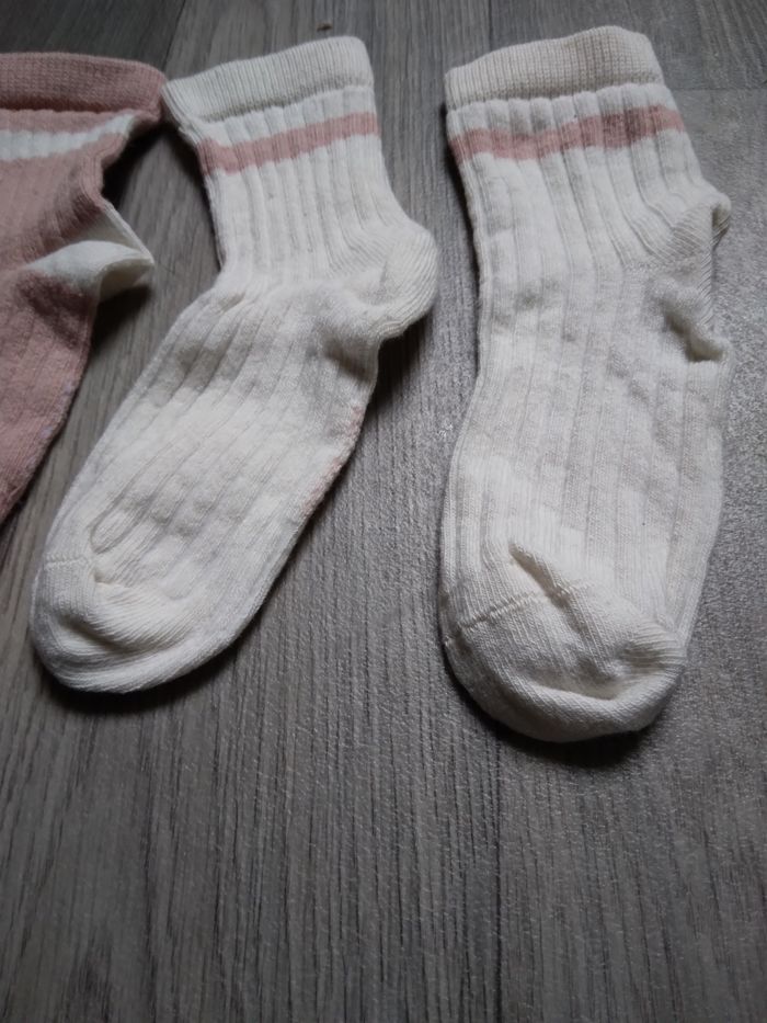 Lot 2 paires de chaussettes 27/30 - photo numéro 5