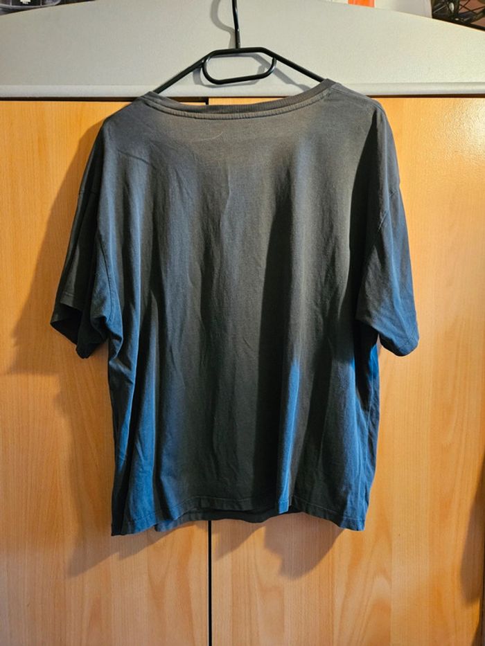 T-shirt Disney - bon état - photo numéro 4