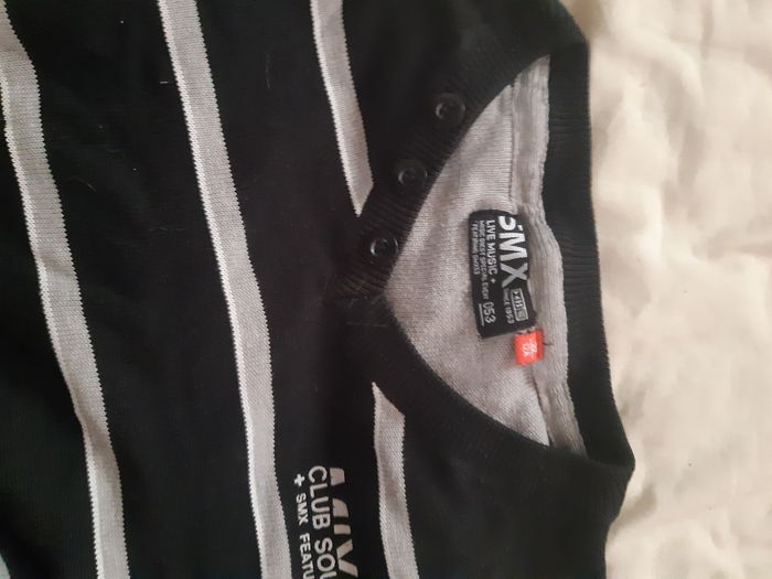 Pull taille 12 ans - photo numéro 2