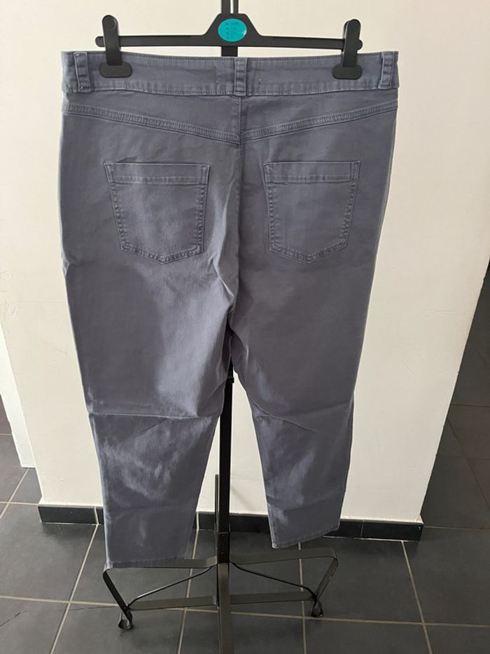 Pantalon bleu-gris Taille 46. - photo numéro 2