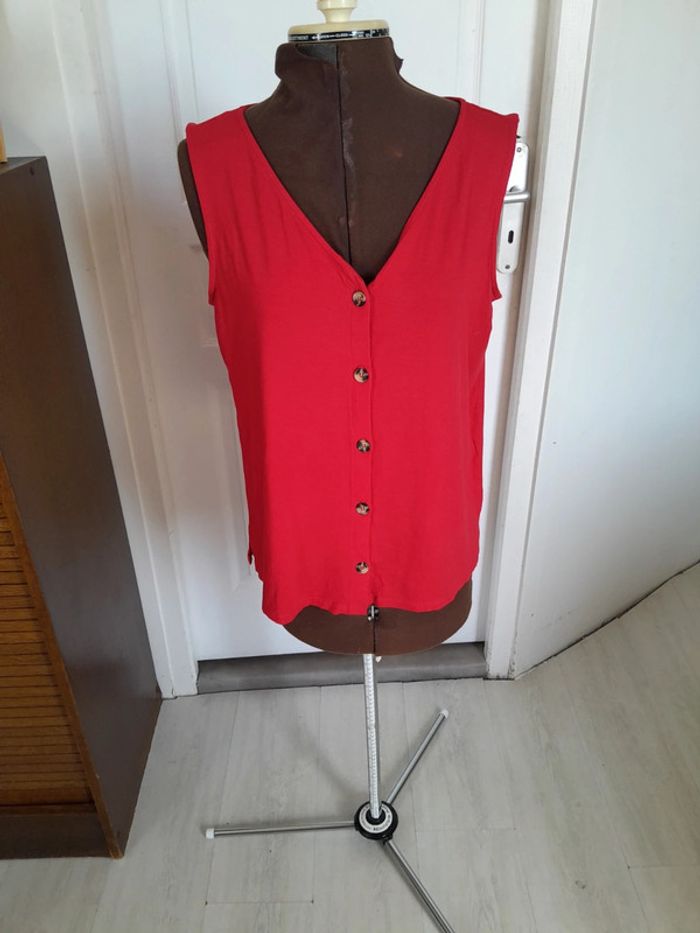 Debardeur boutons Street one belle qualité taille 42