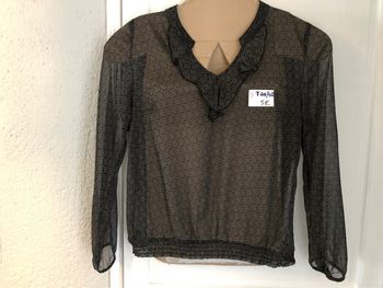 921-blouse voile imprimée noir/gris T 40/42 NEUVE