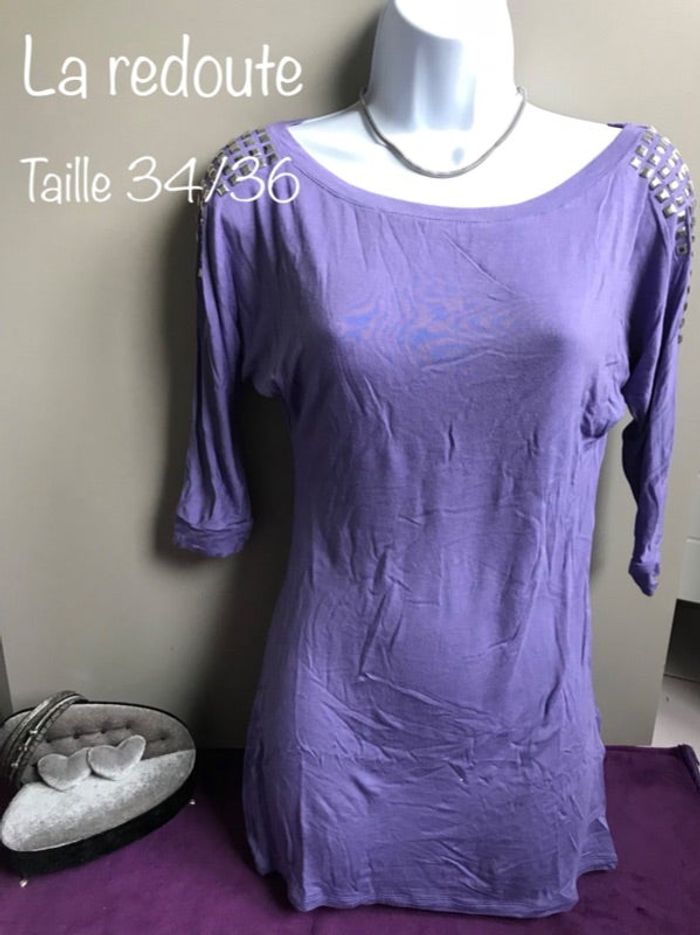 Tunique manche 3/4 mauve avec bijoux fantaisie épaules - taille 34-36