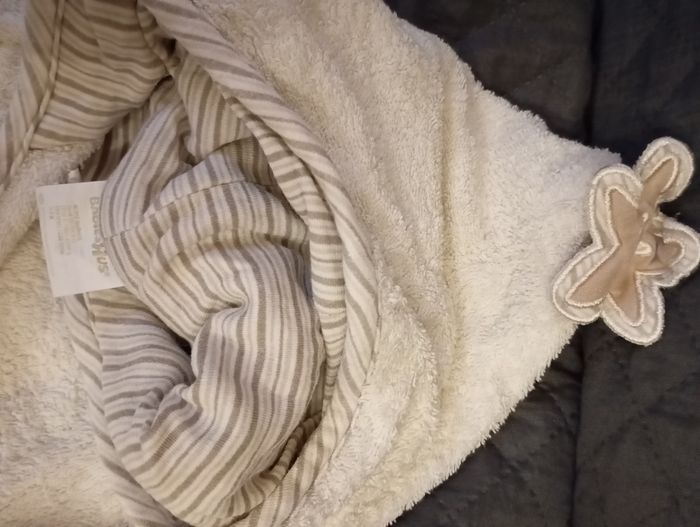 Peignoir éponge 9/12 mois - photo numéro 3