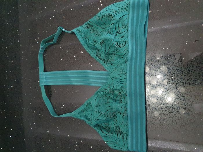 Brassiere 90 c - photo numéro 3