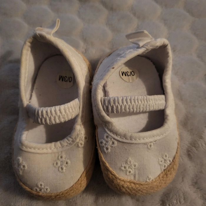 Lot chaussure nouveau né - photo numéro 2
