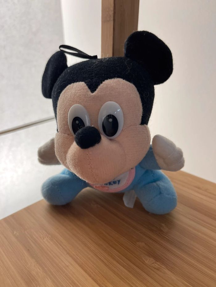 peluche Baby Mickey - photo numéro 2