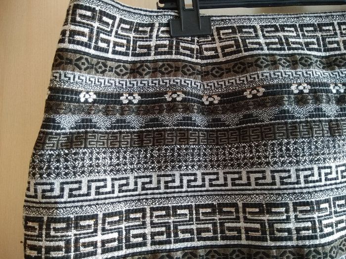 Jupe droite - photo numéro 3