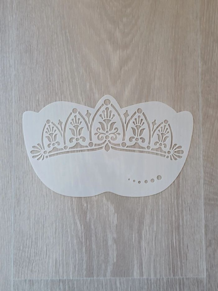 Masque pochoir enfant