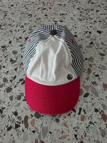 Casquette Petit Bateau, taille 3/6 mois