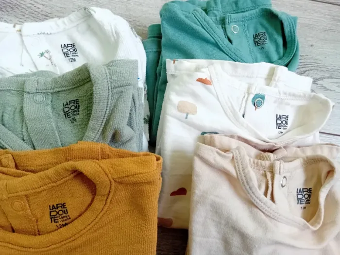 Lot de 6 t-shirts à manches longues taille 12 mois - photo numéro 3