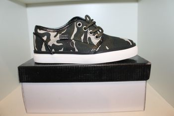 belle baskets basse militaire vert kaki 31