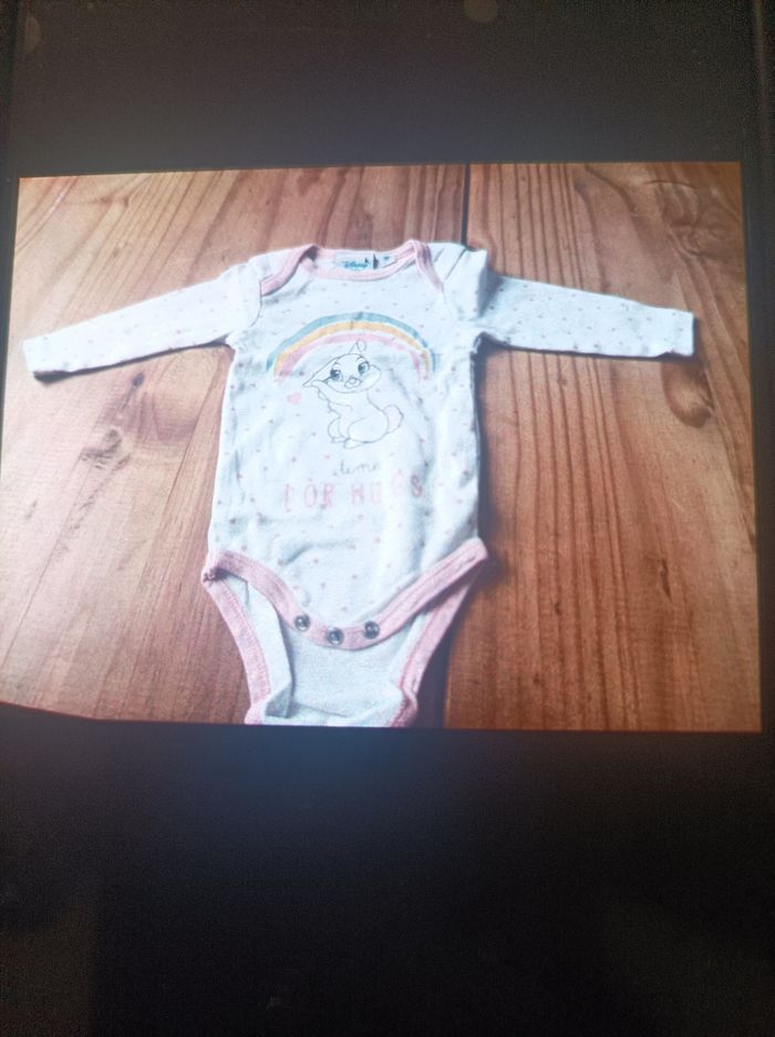 Lot de bodies bébé fille - photo numéro 2