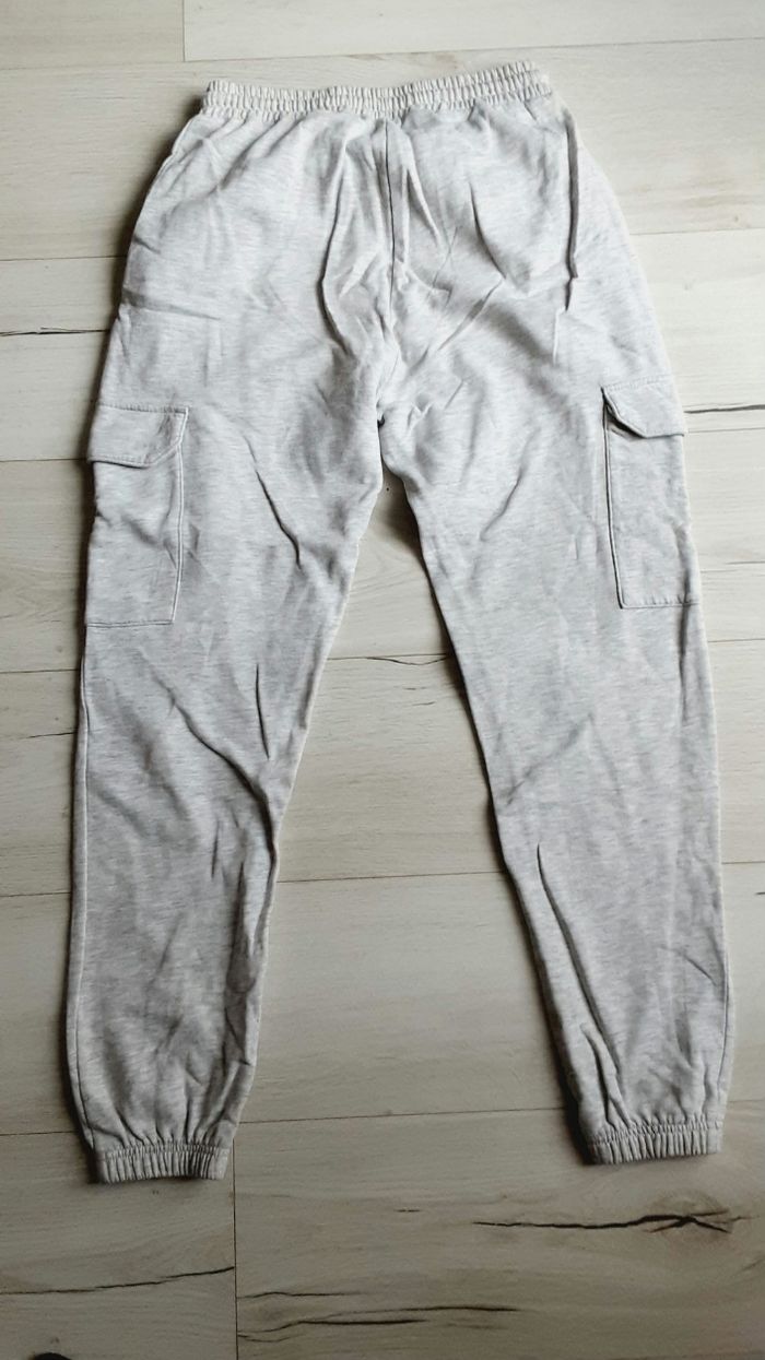 Vêtement fille femme pantalon jogging survêtement gris Jennyfer