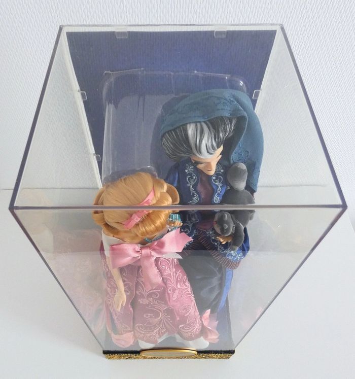 Poupée édition limitée Cendrillon Vs Tremaine fairytale designer - photo numéro 8