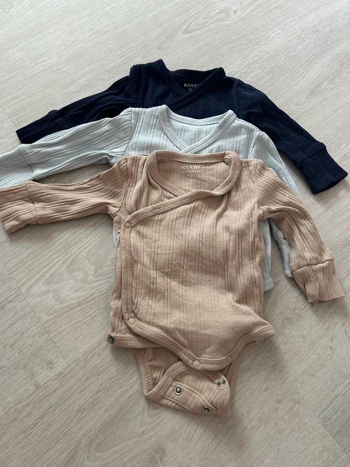 Lot body 1 mois - photo numéro 4