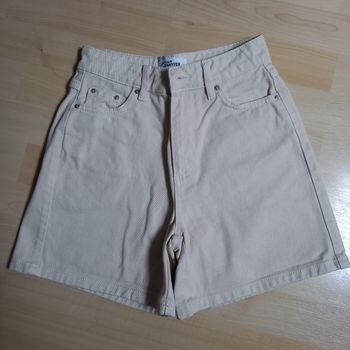 Short jennyfer 32
