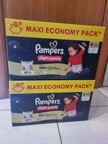 Taille 4 pampers lot de 2