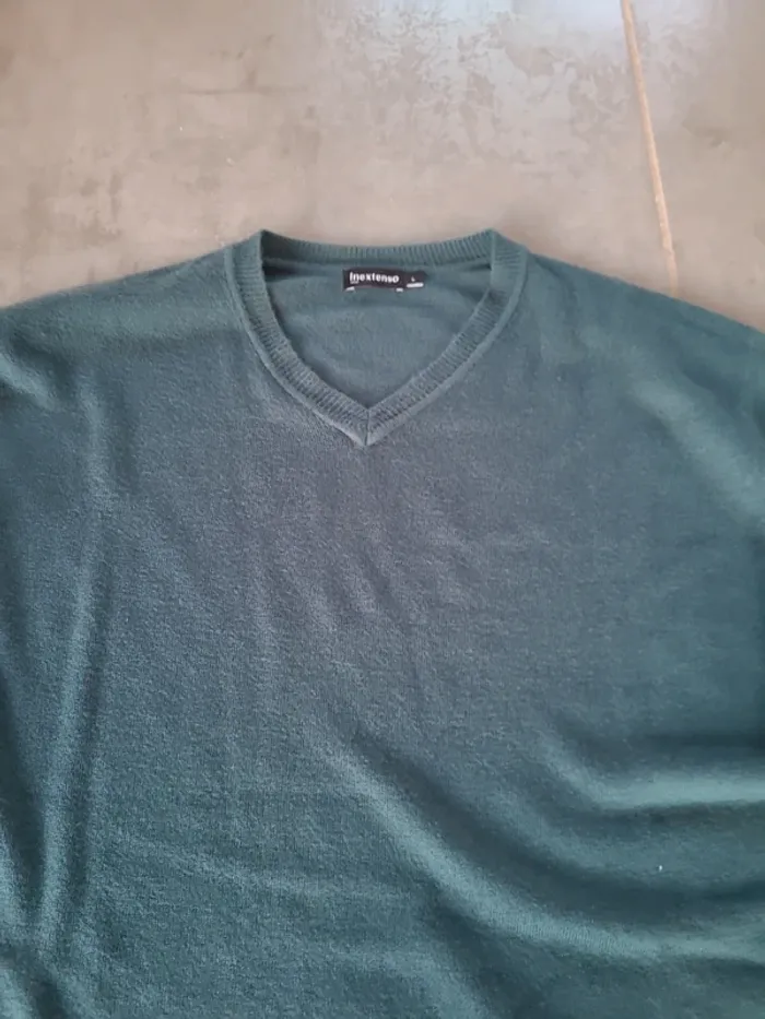 Pull en V inextenso - photo numéro 3