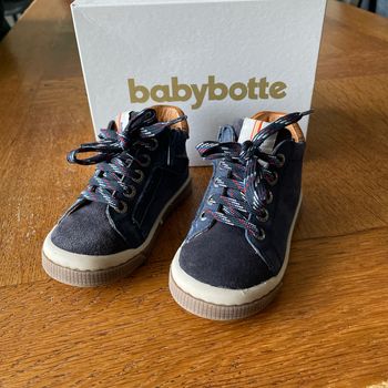 Chaussure babybotte 23
