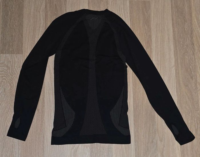 Vêtements de foot ou sport en taille S - photo numéro 3