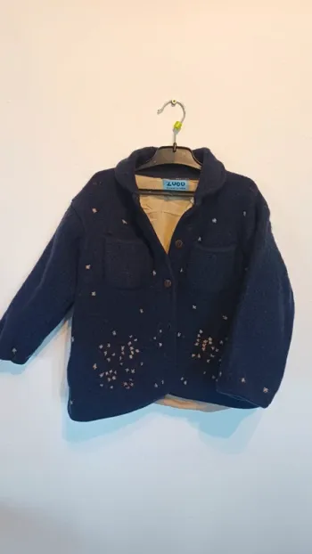 Manteau bleu nuit 6 ans – 100% laine mixte – Très bon état