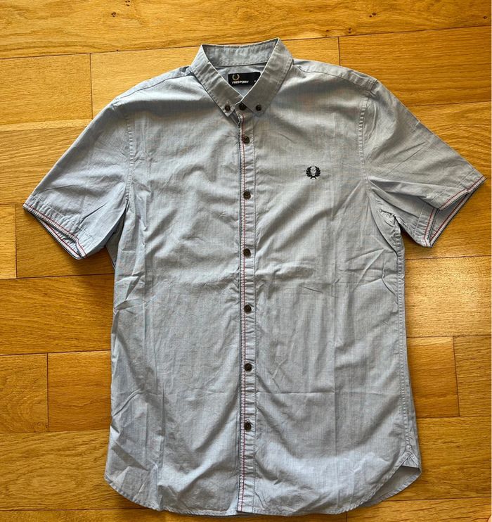 👕 Chemisette bleu clair Fred Perry – Taille M - 100% coton – Très bon état - photo numéro 2