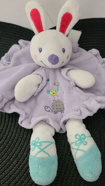 Lapin Nicotoy (La Halle) doudou rond plat violet