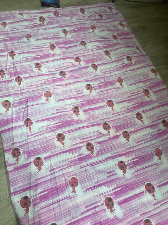 Parure de lit Miraculous ladybug - photo numéro 3