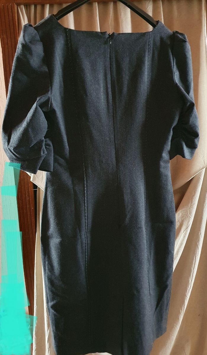 Jolie robe Caroll - photo numéro 2