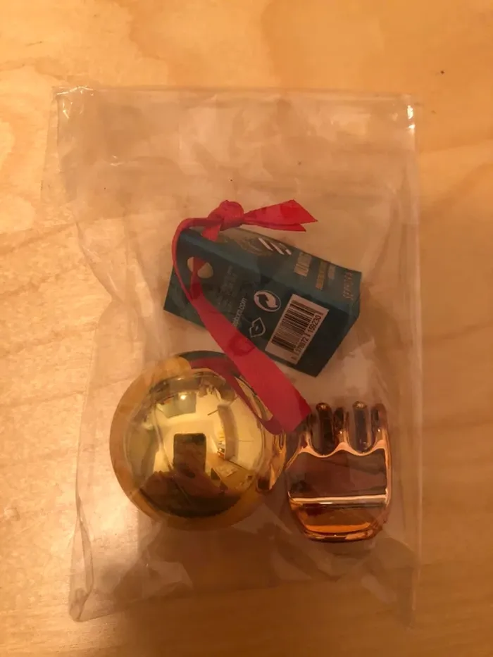Boule de brillant à lèvres avec pince pour cheveux - photo numéro 2