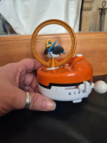 toupie vintage pokemon pingoleon