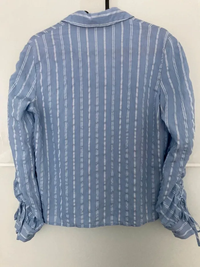 Chemise bleue froncée - photo numéro 4