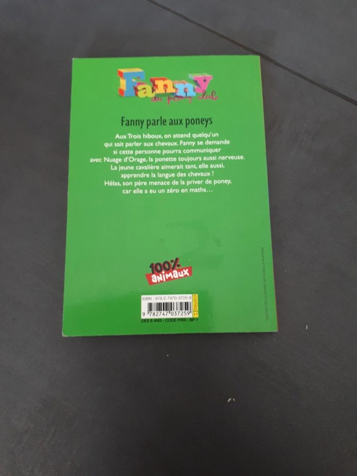 Livre Fanny au poney club, Fanny parle aux poneys - photo numéro 5