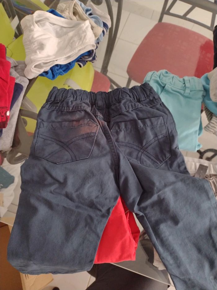 Lot shorts /bermuda - photo numéro 2