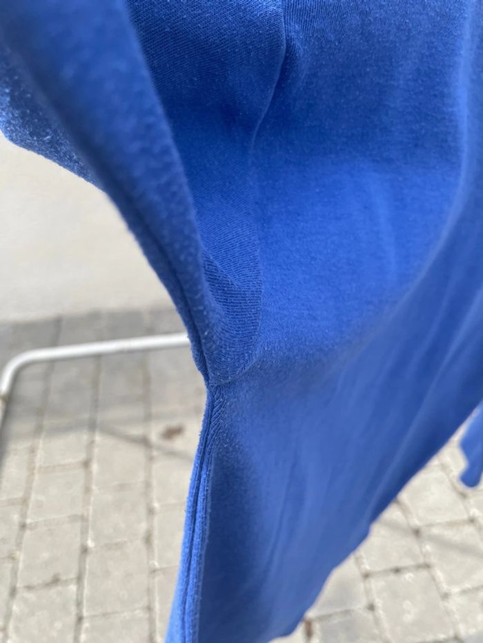 Joli t-shirt bleu avec une fusée - photo numéro 5