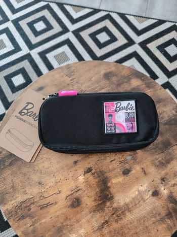 Trousse Barbie "Born to Play"  Neuve avec étiquette
