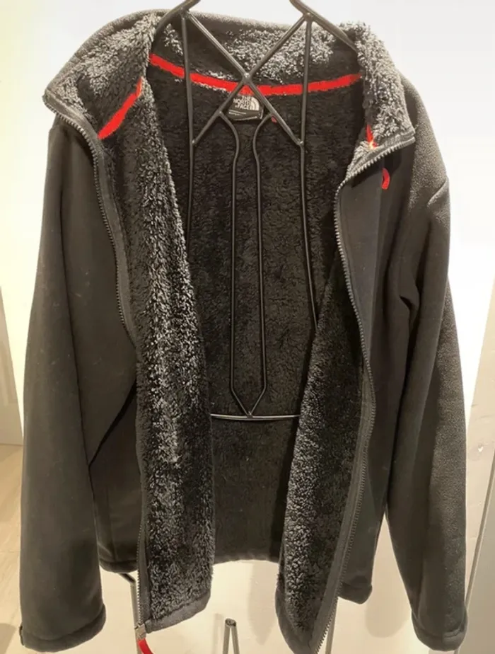 Veste polaire noire The North Face garçon XL 18/20– convient femme/homme taille S - photo numéro 13