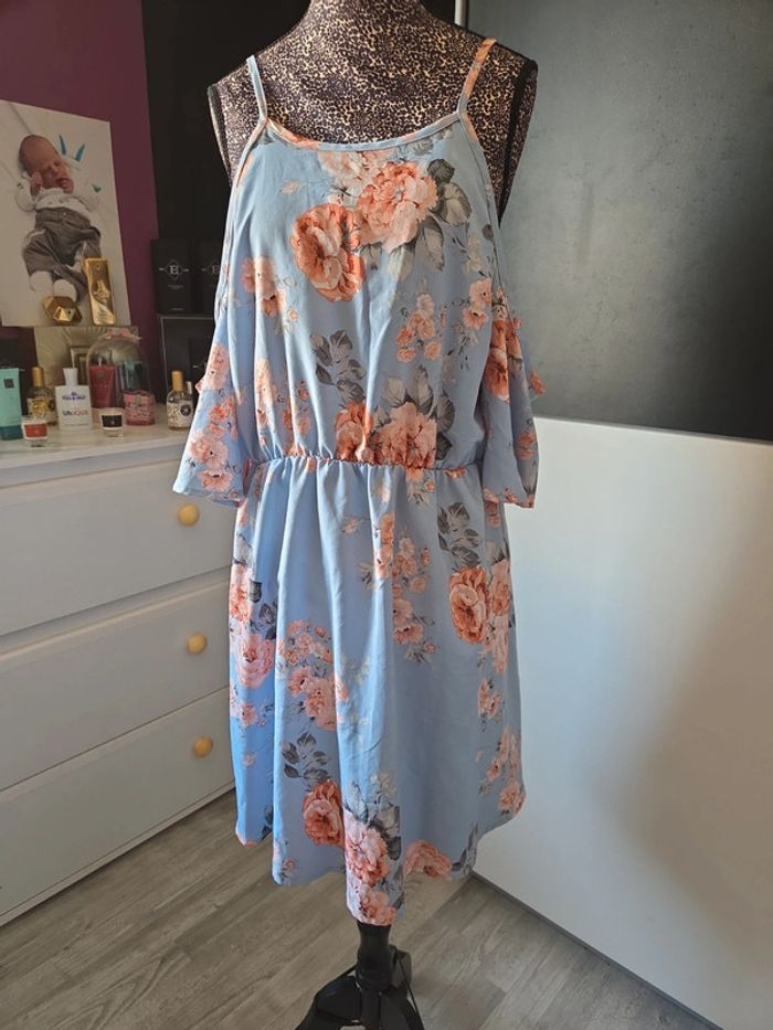 Robe bleu de chez shein en taille 0XL