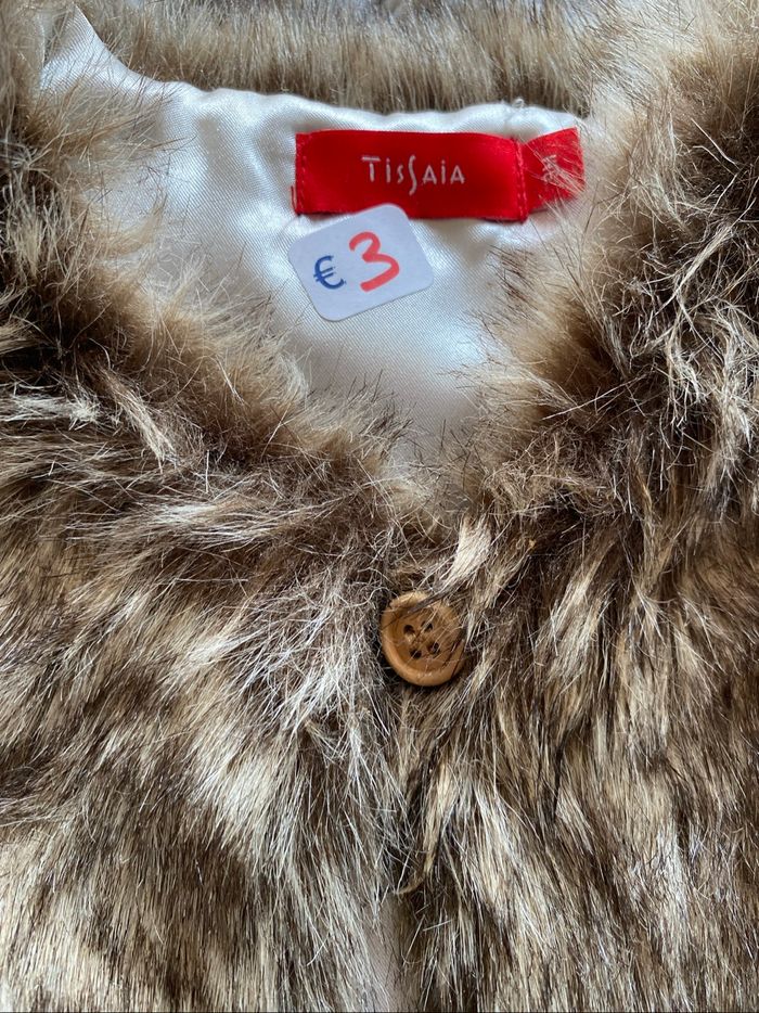 Veste fausse fourrure 12 mois - photo numéro 2
